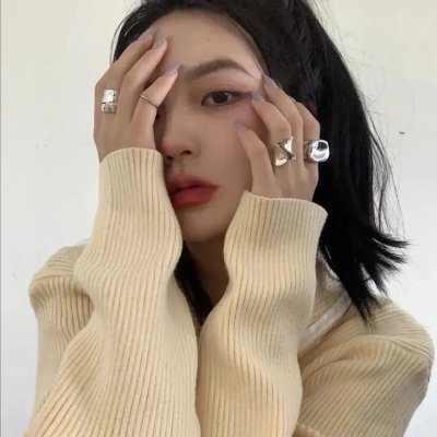 陪她一会儿